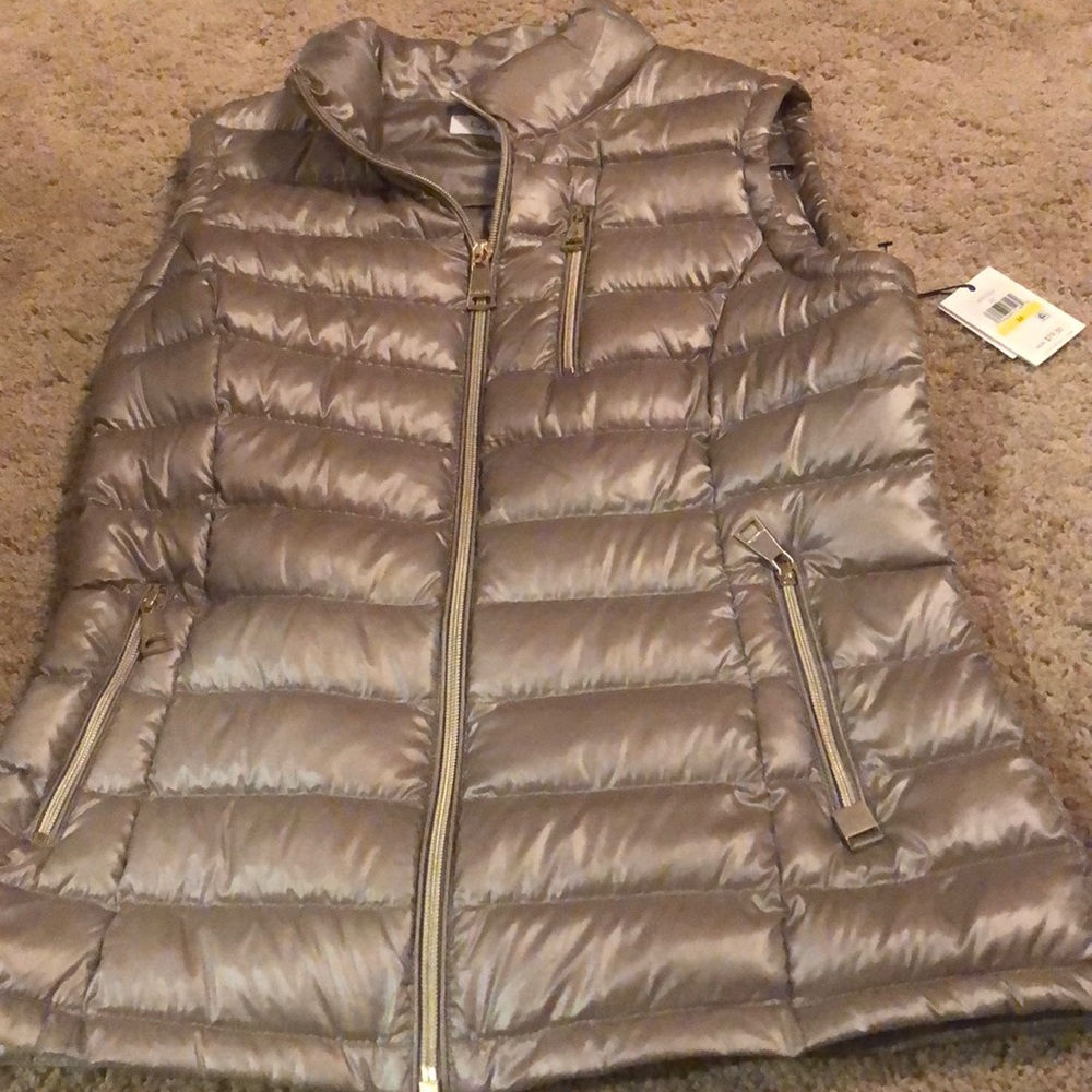 Puffy vest